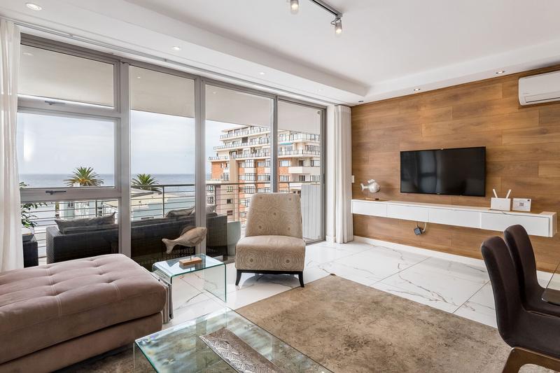 To Let 2 Bedroom Property for Rent in Sea Point Western Cape